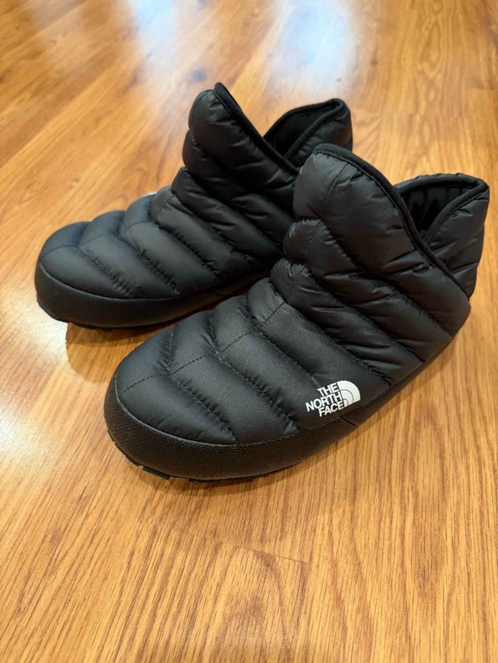 Northface Thermoball Booties - Women's size 7